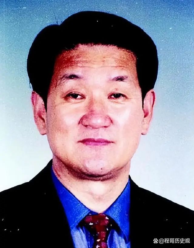 她叫李薇，曾是多名高官的情妇，45天敛财2个亿，入狱5年如今刑满释放